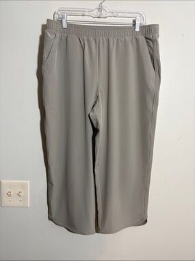 RBX Pull-On Active capri Pants in Taupe Beige L
